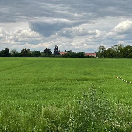 Dereham Yaxham Mill Bed & Breakfast エクステリア 写真
