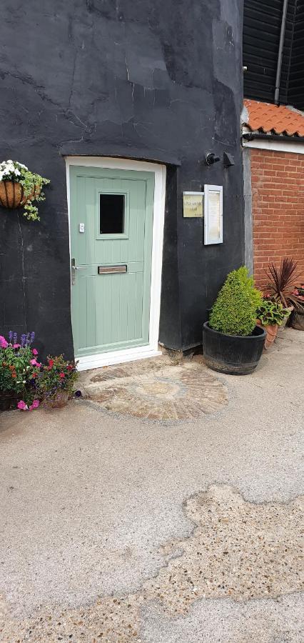 Dereham Yaxham Mill Bed & Breakfast エクステリア 写真
